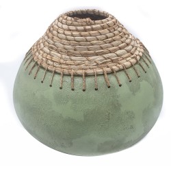 Vaso de Ceramica e Ratan