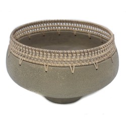 Vaso de Ceramica e Ratan Bege